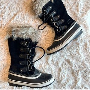 Brand new Sorel Joan Of Arctic Waterproof Snowboots women’s 9